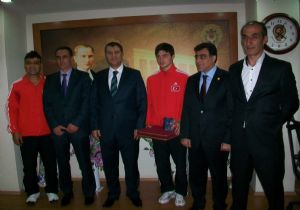 Yıldız'dan Aydın'a destek